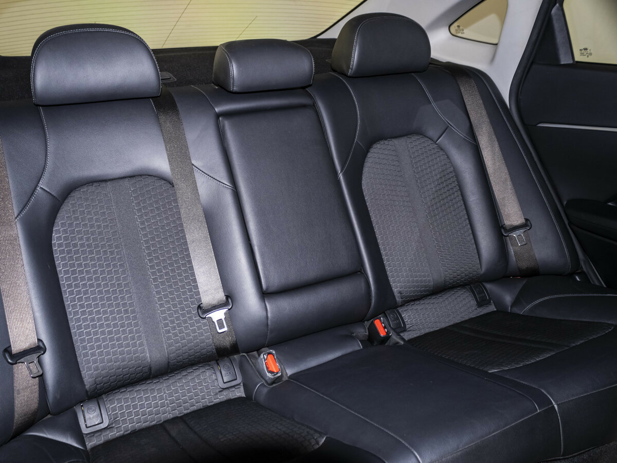 Купить Hyundai Sonata с пробегом. Фото: #12