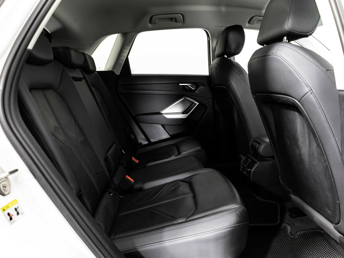 Купить Audi Q3 с пробегом. Фото: #17