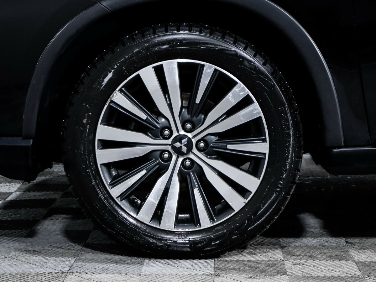 Купить Mitsubishi Outlander с пробегом. Фото: #14