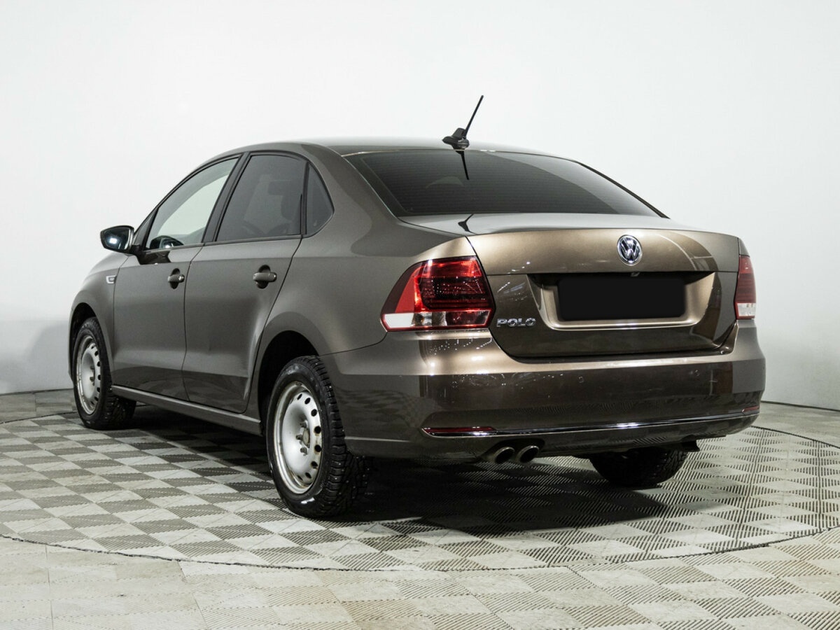 Купить Volkswagen Polo с пробегом. Фото: #6