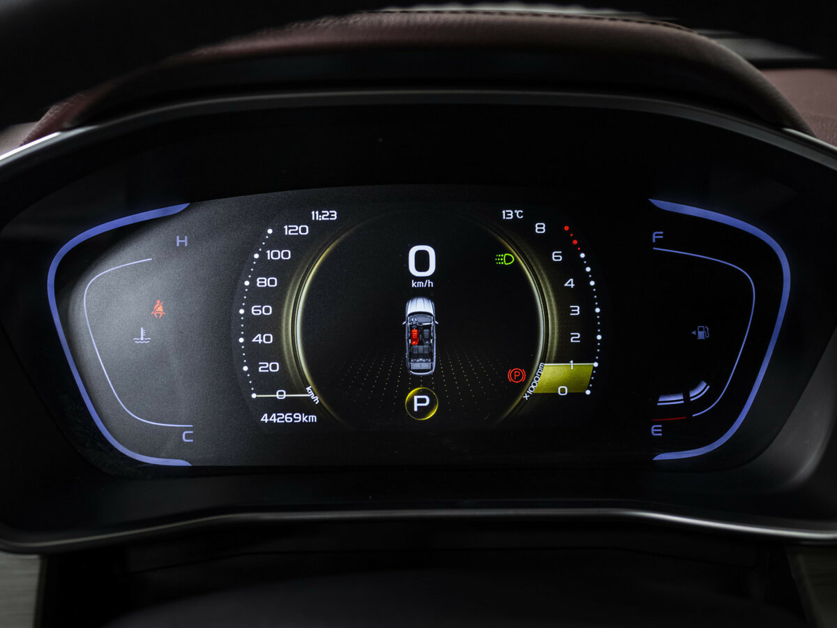 Купить Geely Coolray с пробегом. Фото: #9