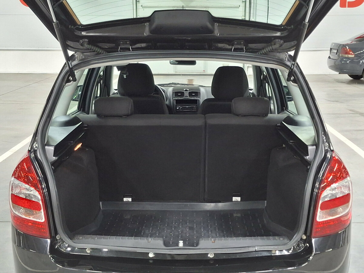 Купить Lada (ВАЗ) Granta с пробегом. Фото: #9